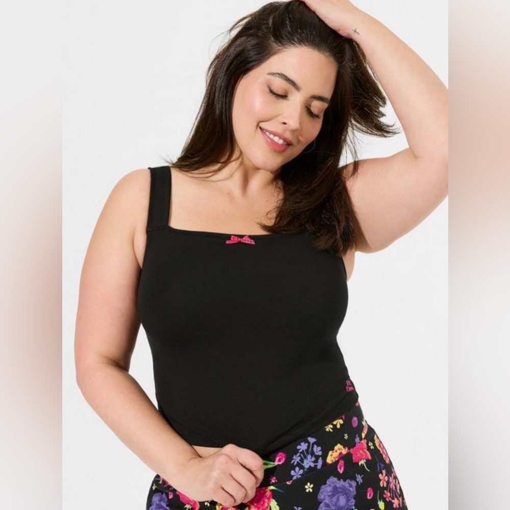 Torrid Betsey Johnson Crop Top